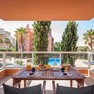 B02 - Fantastic Apartment With Pool Apartment